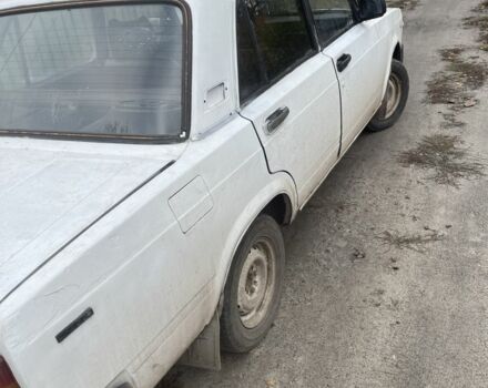 Білий ВАЗ 2105, об'ємом двигуна 0 л та пробігом 200 тис. км за 430 $, фото 4 на Automoto.ua