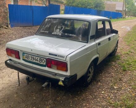 Белый ВАЗ 2105, объемом двигателя 1.2 л и пробегом 1 тыс. км за 370 $, фото 2 на Automoto.ua