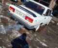 Белый ВАЗ 2105, объемом двигателя 1 л и пробегом 300 тыс. км за 600 $, фото 1 на Automoto.ua
