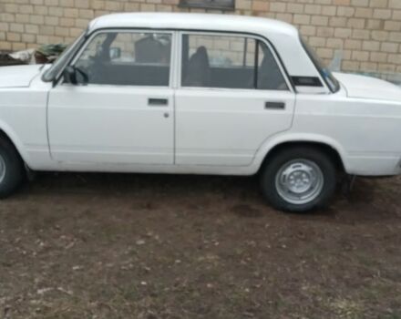 Белый ВАЗ 2105, объемом двигателя 0 л и пробегом 45 тыс. км за 800 $, фото 1 на Automoto.ua