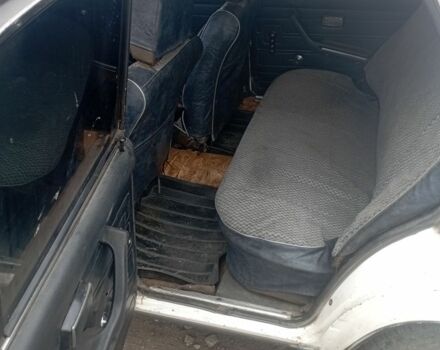 Белый ВАЗ 2105, объемом двигателя 1 л и пробегом 1 тыс. км за 721 $, фото 7 на Automoto.ua