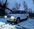 Белый ВАЗ 2105, объемом двигателя 1.3 л и пробегом 150 тыс. км за 500 $, фото 1 на Automoto.ua