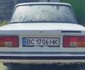 Белый ВАЗ 2105, объемом двигателя 1.3 л и пробегом 300 тыс. км за 482 $, фото 2 на Automoto.ua
