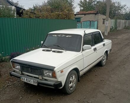 Белый ВАЗ 2105, объемом двигателя 1 л и пробегом 1 тыс. км за 721 $, фото 2 на Automoto.ua