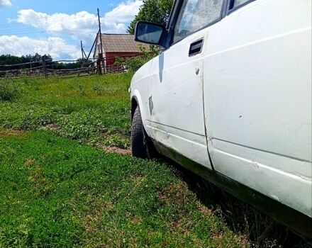 Белый ВАЗ 2105, объемом двигателя 1.3 л и пробегом 0 тыс. км за 500 $, фото 1 на Automoto.ua