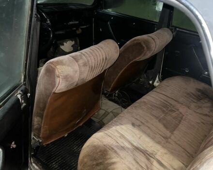 Белый ВАЗ 2105, объемом двигателя 1.3 л и пробегом 322 тыс. км за 262 $, фото 6 на Automoto.ua