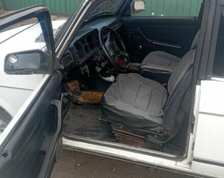 Белый ВАЗ 2105, объемом двигателя 1 л и пробегом 1 тыс. км за 721 $, фото 6 на Automoto.ua