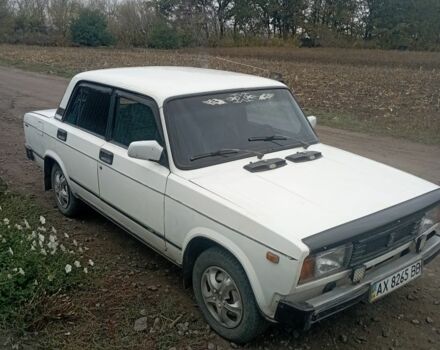 Белый ВАЗ 2105, объемом двигателя 1 л и пробегом 1 тыс. км за 721 $, фото 1 на Automoto.ua