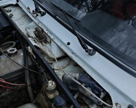 Белый ВАЗ 2105, объемом двигателя 0 л и пробегом 83 тыс. км за 665 $, фото 5 на Automoto.ua