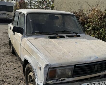 Белый ВАЗ 2105, объемом двигателя 1.3 л и пробегом 50 тыс. км за 180 $, фото 4 на Automoto.ua