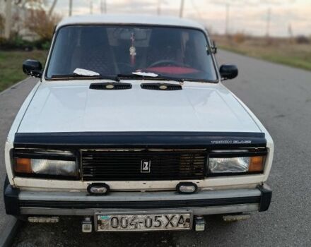Белый ВАЗ 2105, объемом двигателя 0 л и пробегом 2 тыс. км за 358 $, фото 6 на Automoto.ua