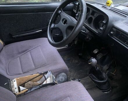 Белый ВАЗ 2105, объемом двигателя 1.3 л и пробегом 3 тыс. км за 945 $, фото 4 на Automoto.ua