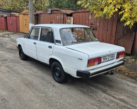 Білий ВАЗ 2105, об'ємом двигуна 1.2 л та пробігом 220 тис. км за 450 $, фото 3 на Automoto.ua