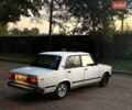 Белый ВАЗ 2105, объемом двигателя 1.5 л и пробегом 280 тыс. км за 650 $, фото 1 на Automoto.ua