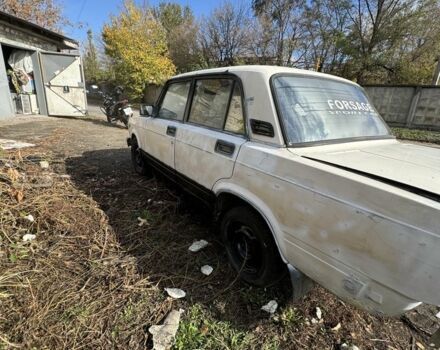 Белый ВАЗ 2105, объемом двигателя 1.3 л и пробегом 50 тыс. км за 180 $, фото 2 на Automoto.ua