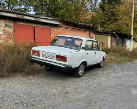 Білий ВАЗ 2105, об'ємом двигуна 1.5 л та пробігом 200 тис. км за 350 $, фото 1 на Automoto.ua