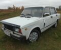Белый ВАЗ 2105, объемом двигателя 1.5 л и пробегом 1 тыс. км за 650 $, фото 1 на Automoto.ua