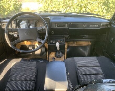 Белый ВАЗ 2105, объемом двигателя 1.5 л и пробегом 10 тыс. км за 550 $, фото 4 на Automoto.ua