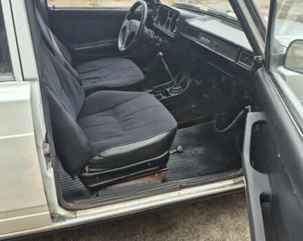 Білий ВАЗ 2105, об'ємом двигуна 1.2 л та пробігом 220 тис. км за 450 $, фото 5 на Automoto.ua