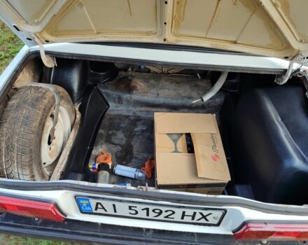 ВАЗ 2105 1989 в Буче на Automoto.ua Белый ВАЗ 2105, объемом двигателя 1.3 л и пробегом 20 тыс. км за 1000 $, фото 3 на Automoto.ua