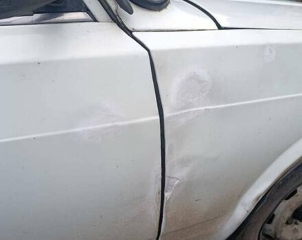 Білий ВАЗ 2105, об'ємом двигуна 1.3 л та пробігом 153 тис. км за 550 $, фото 6 на Automoto.ua