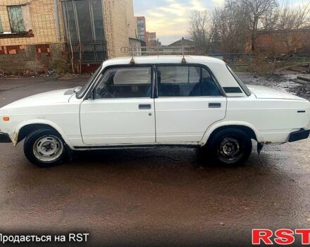 Белый ВАЗ 2105, объемом двигателя 15 л и пробегом 0 тыс. км за 600 $, фото 1 на Automoto.ua
