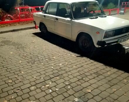 Белый ВАЗ 2105, объемом двигателя 1.5 л и пробегом 125 тыс. км за 800 $, фото 3 на Automoto.ua