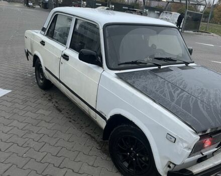 Белый ВАЗ 2105, объемом двигателя 2.5 л и пробегом 3 тыс. км за 477 $, фото 4 на Automoto.ua