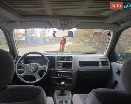 Белый ВАЗ 2105, объемом двигателя 2 л и пробегом 60 тыс. км за 1350 $, фото 15 на Automoto.ua