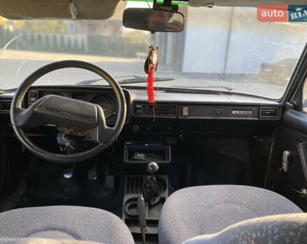Белый ВАЗ 2105, объемом двигателя 1.3 л и пробегом 100 тыс. км за 454 $, фото 9 на Automoto.ua