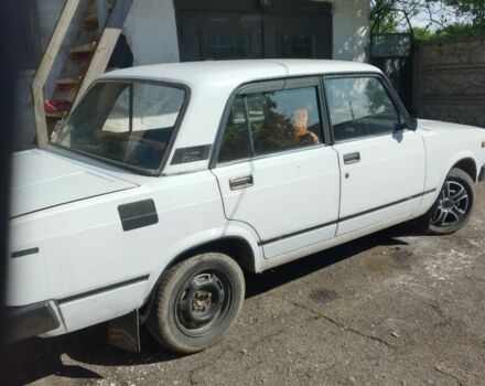 Белый ВАЗ 2105, объемом двигателя 1.3 л и пробегом 2 тыс. км за 1100 $, фото 1 на Automoto.ua