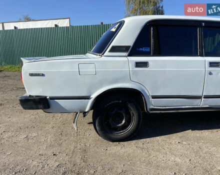 Белый ВАЗ 2105, объемом двигателя 1.5 л и пробегом 300 тыс. км за 490 $, фото 10 на Automoto.ua