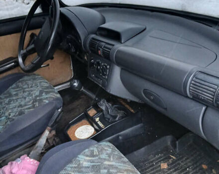 Белый ВАЗ 2105, объемом двигателя 0 л и пробегом 200 тыс. км за 520 $, фото 4 на Automoto.ua