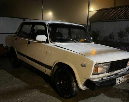 Белый ВАЗ 2105, объемом двигателя 2 л и пробегом 100 тыс. км за 332 $, фото 1 на Automoto.ua