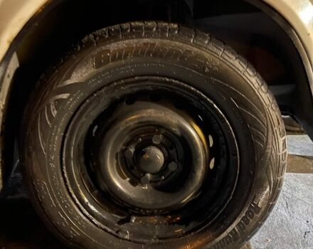 Белый ВАЗ 2105, объемом двигателя 2 л и пробегом 100 тыс. км за 332 $, фото 5 на Automoto.ua