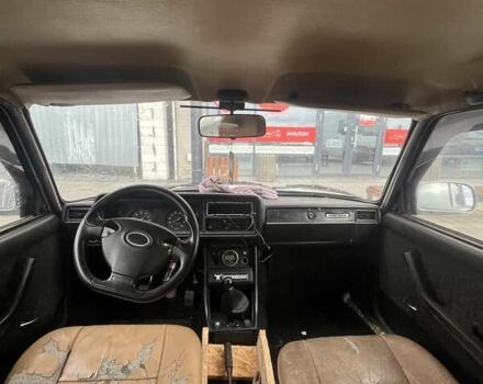 Білий ВАЗ 2105, об'ємом двигуна 1.5 л та пробігом 200 тис. км за 900 $, фото 6 на Automoto.ua
