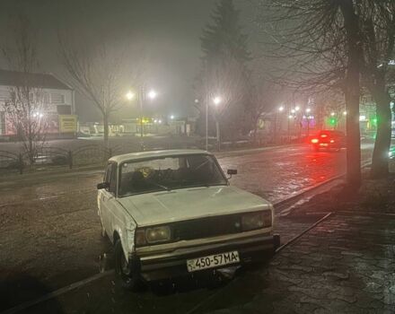 Білий ВАЗ 2105, об'ємом двигуна 1.5 л та пробігом 1 тис. км за 308 $, фото 2 на Automoto.ua