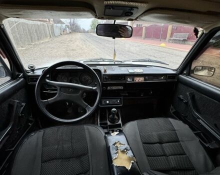 Белый ВАЗ 2105, объемом двигателя 1.3 л и пробегом 55 тыс. км за 500 $, фото 6 на Automoto.ua