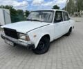 Белый ВАЗ 2105, объемом двигателя 1.5 л и пробегом 555 тыс. км за 428 $, фото 1 на Automoto.ua