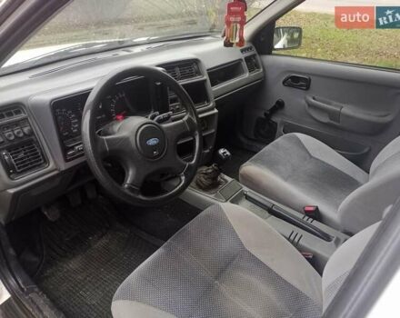 Белый ВАЗ 2105, объемом двигателя 2 л и пробегом 60 тыс. км за 1350 $, фото 22 на Automoto.ua