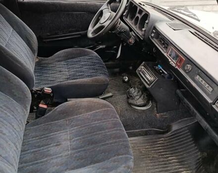 Белый ВАЗ 2105, объемом двигателя 1.45 л и пробегом 80 тыс. км за 400 $, фото 5 на Automoto.ua