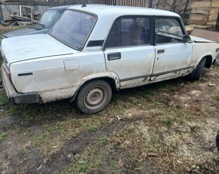 Білий ВАЗ 2105, об'ємом двигуна 0 л та пробігом 120 тис. км за 200 $, фото 2 на Automoto.ua