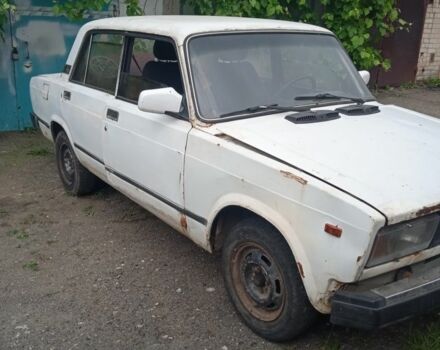 Белый ВАЗ 2105, объемом двигателя 1.3 л и пробегом 1 тыс. км за 361 $, фото 2 на Automoto.ua