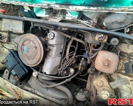 Белый ВАЗ 2105, объемом двигателя 1.3 л и пробегом 0 тыс. км за 300 $, фото 2 на Automoto.ua