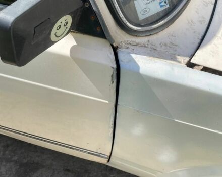 Белый ВАЗ 2105, объемом двигателя 0 л и пробегом 1 тыс. км за 30000 $, фото 4 на Automoto.ua