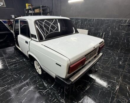 ВАЗ 2105 1990 в Соленом на Automoto.ua Белый ВАЗ 2105, объемом двигателя 1.5 л и пробегом 250 тыс. км за 1021 $, фото 4 на Automoto.ua