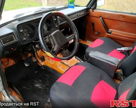 Белый ВАЗ 2105, объемом двигателя 13 л и пробегом 0 тыс. км за 700 $, фото 4 на Automoto.ua