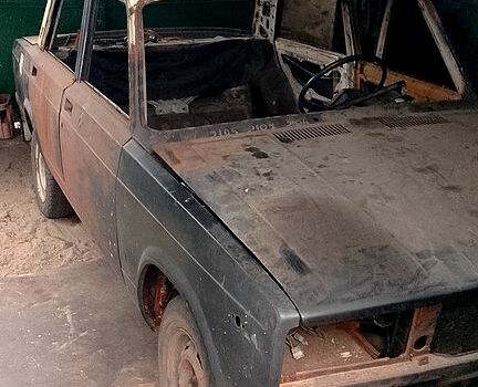 Белый ВАЗ 2105, объемом двигателя 1.3 л и пробегом 0 тыс. км за 400 $, фото 2 на Automoto.ua