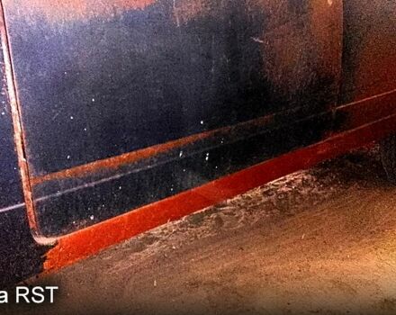 Белый ВАЗ 2105, объемом двигателя 1.3 л и пробегом 0 тыс. км за 400 $, фото 4 на Automoto.ua