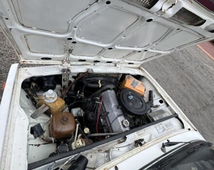 Белый ВАЗ 2105, объемом двигателя 1.3 л и пробегом 55 тыс. км за 500 $, фото 4 на Automoto.ua